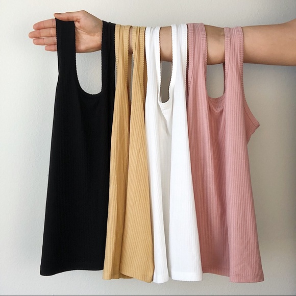 Last One S✨ PACK 4 Essential luxe tank top - Picture 7 of 8